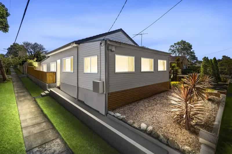Real Estate For Lease - 58 Oliver Street - Freshwater , NSW