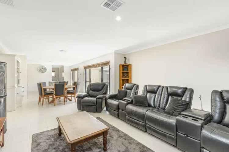 House For Sale in City of Wanneroo, Western Australia