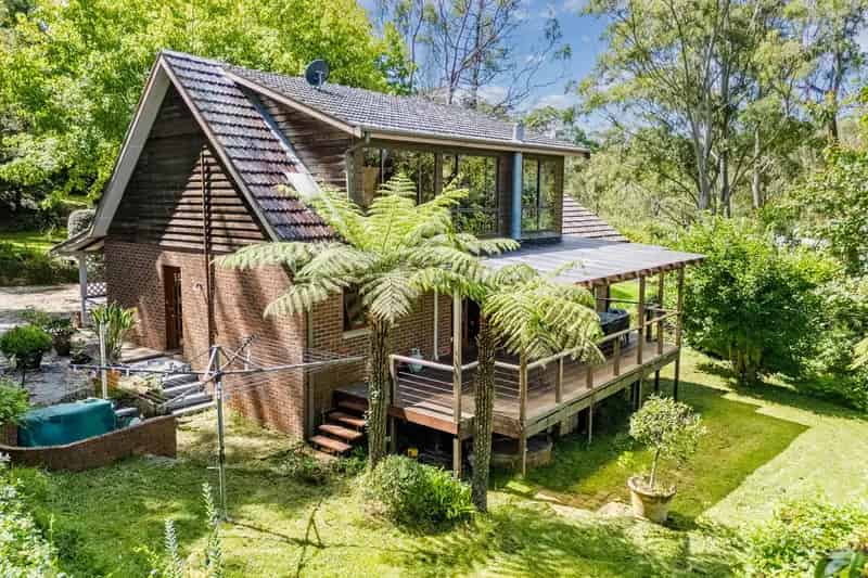 6 Landseer Road, Hazelbrook NSW 2779 - House For Sale