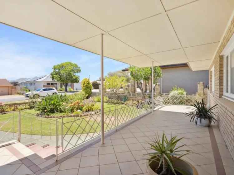 House For Sale in City of Stirling, Western Australia