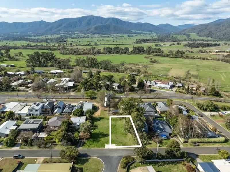 Buy Land in Tawonga South - Premium Lot for Your Dream Escape
