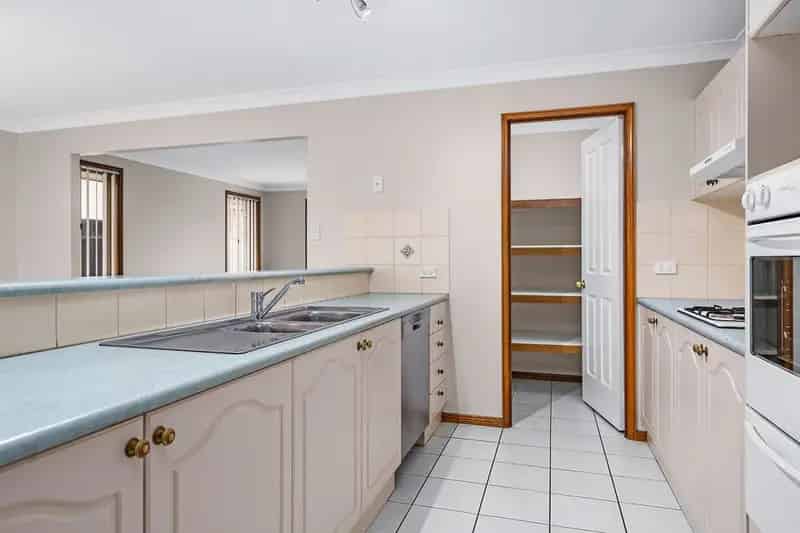 Real Estate For Lease - 87 Downes Crescent - Currans Hill , NSW