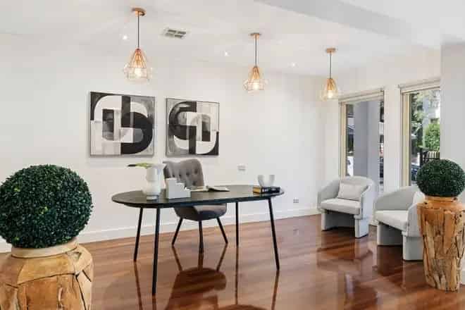 House For Sale , 43, Endeavour Drive, Melbourne, Victoria