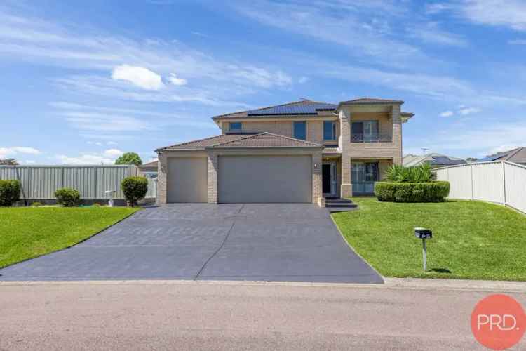 5 Bedroom Family Home in East Maitland