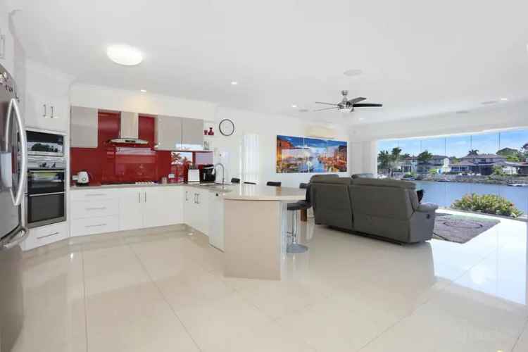 Waterfront Home Huge Block Gold Coast Lifestyle