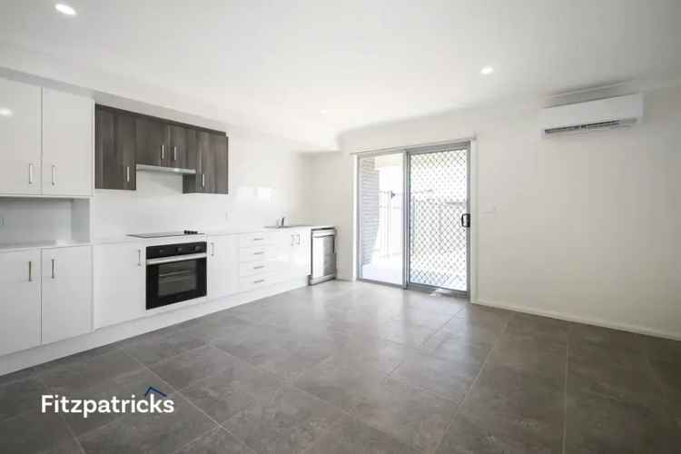 Brand New 2-Bedroom Unit Forest Hill Modern Kitchen Garage Pets Considered