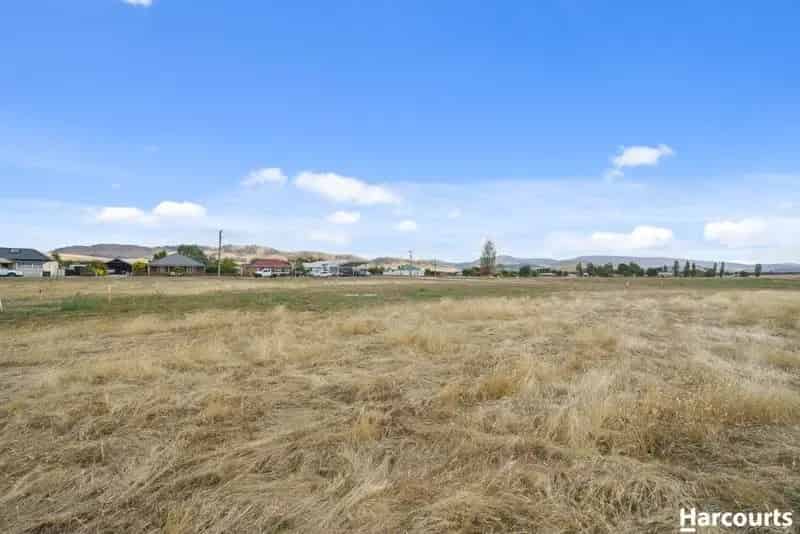 Affordable Land for Sale in Grange Estate Kempton with Flat Blocks