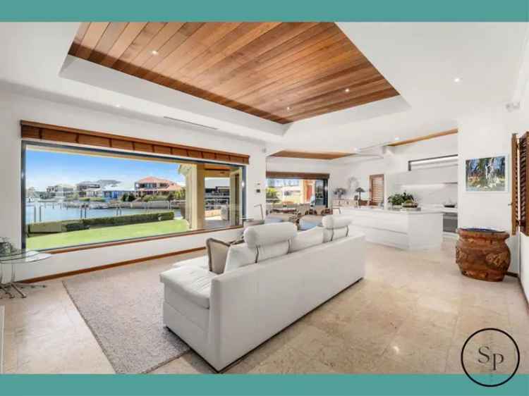 House For Sale in Mandurah, Western Australia