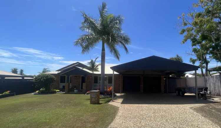 STUNNING HOME WITH POOL AND ENTERTAINMENT