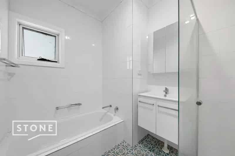 Real Estate For Lease - 54 Jenkins Road - Carlingford , NSW