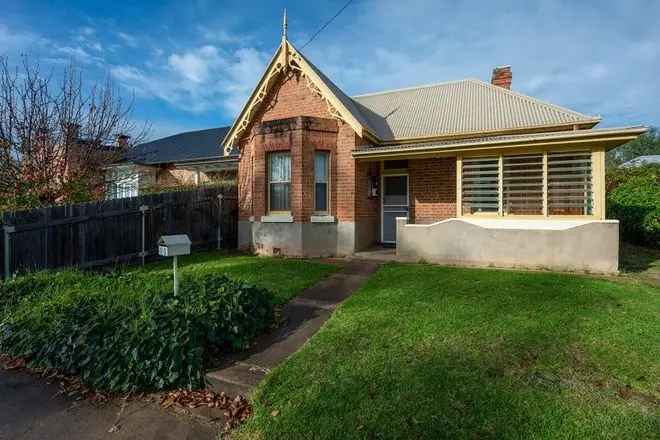 House For Rent , 15, Lovejoy Street, Mudgee, New South Wales