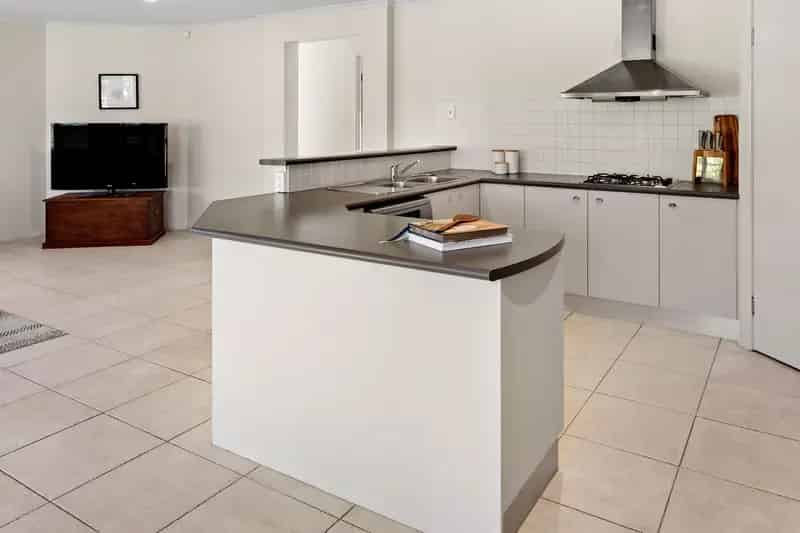 Rent a Spacious Four Bedroom Home with Alfresco in Hamlyn Terrace