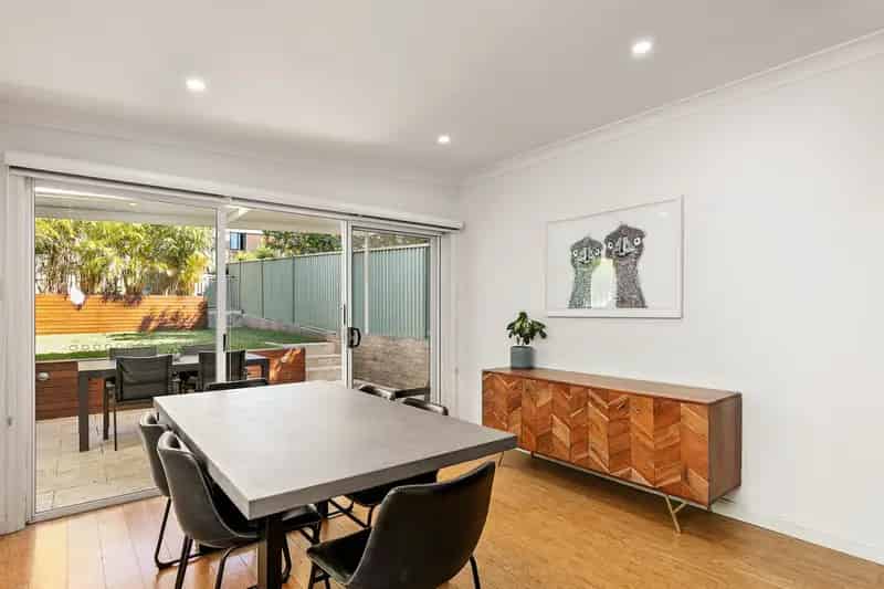 Lease Cottage in Banksia with Modern Kitchen and Outdoor Patio