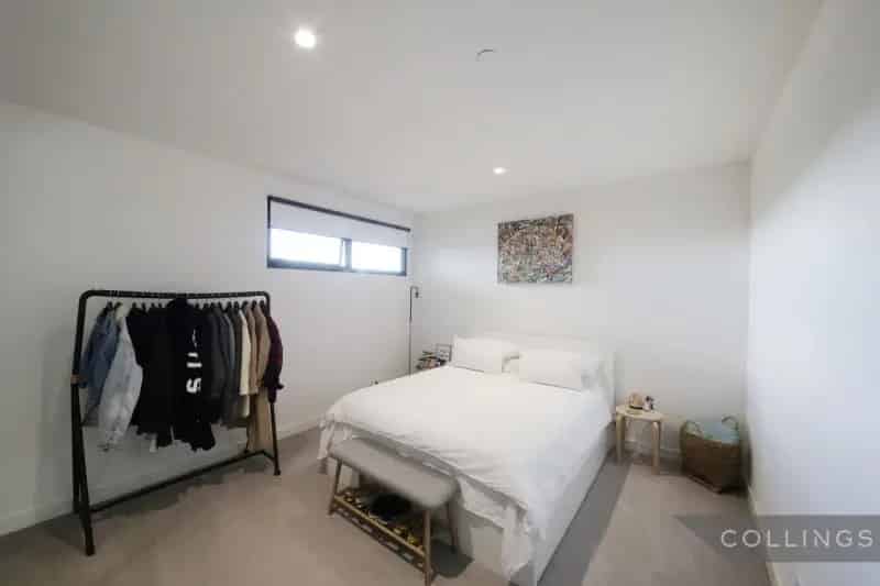 2 rooms apartment of 130 m² in Melbourne