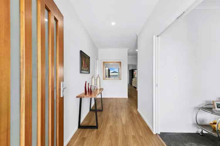 Resplendent in Design and Liveability - Quality Home in The Springs Estate