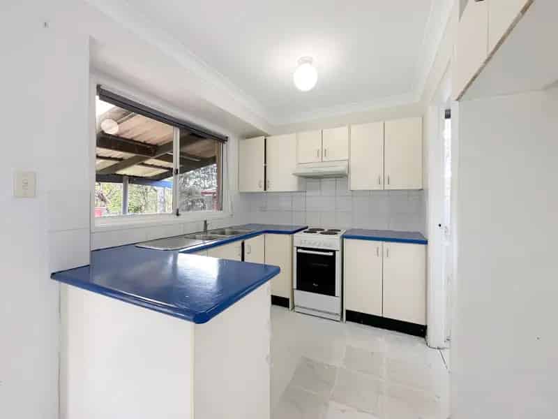 Real Estate For Lease - 7 Pickham Close - Kincumber , NSW