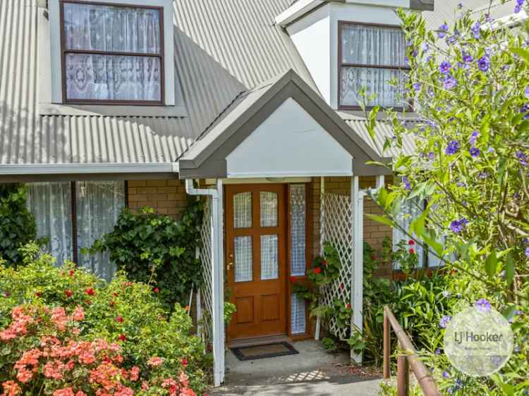 House For Sale in Hobart, Tasmania