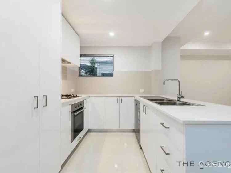 Villa For Rent in City of Stirling, Western Australia