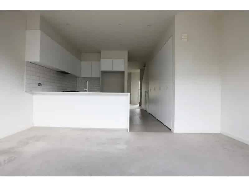 Spacious 2 Bedroom Townhouse For Rent