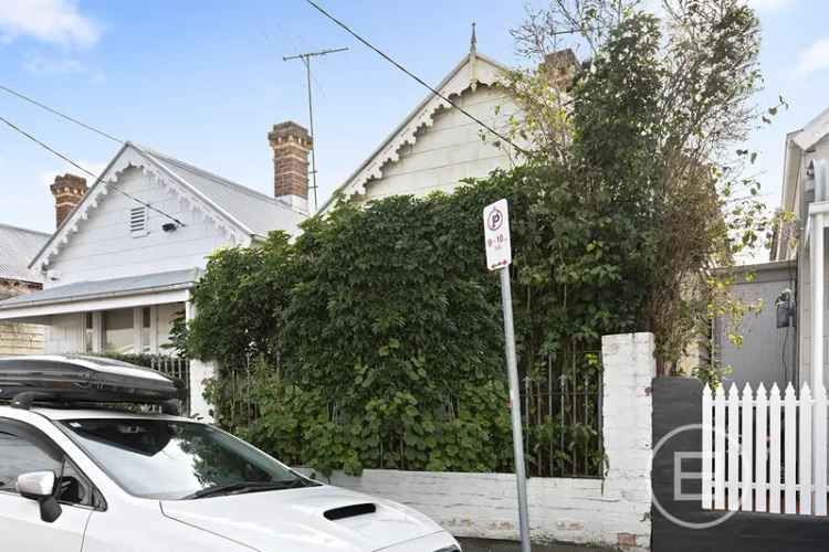 House For Sale in Melbourne, Victoria