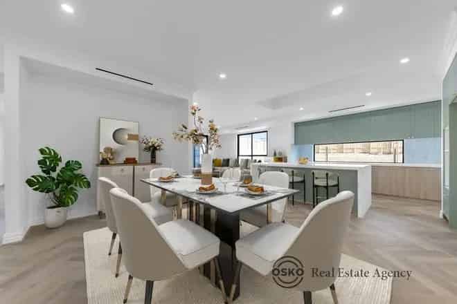 House For Sale , 33, Hollyhoke Drive, Shire of Moorabool, Victoria