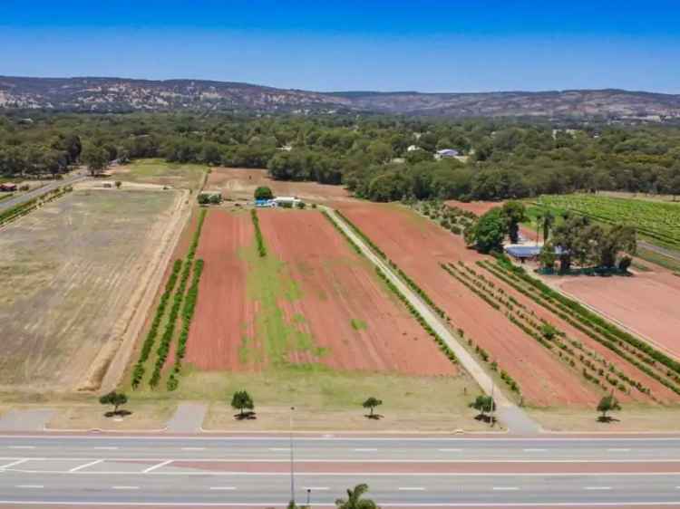 House For Sale in City of Swan, Western Australia