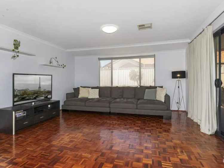 House For Rent in City of Cockburn, Western Australia