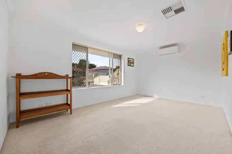 10 Sandon Elbow, Merriwa WA 6030 - House For Sale