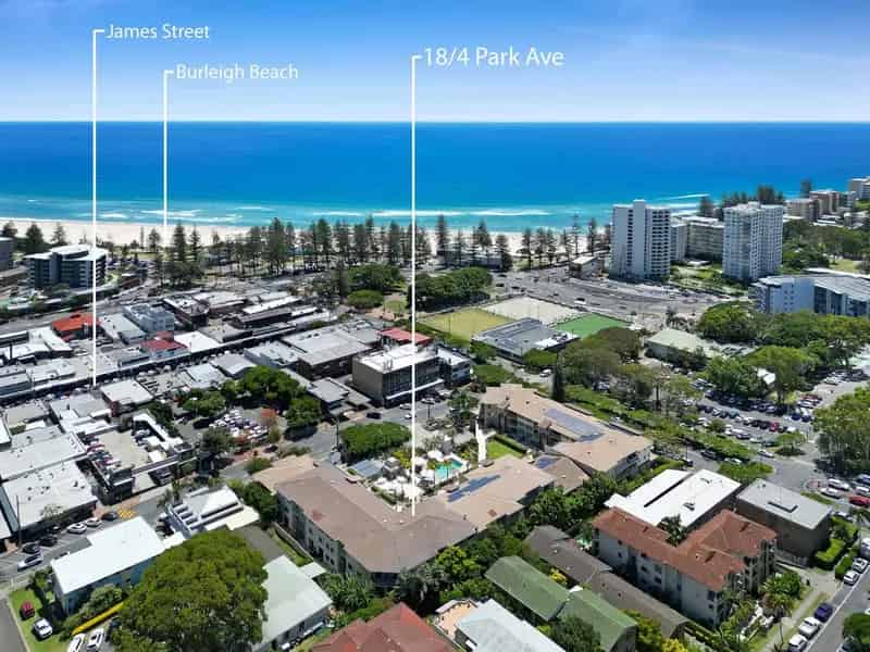 Modern Elegance and Coastal Convenience: Stylish Ground-Floor Living