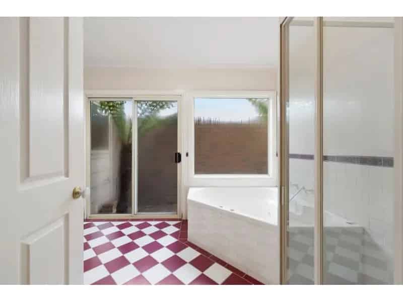 Comfortable And Convenient Living In The Heart Of Ballarat