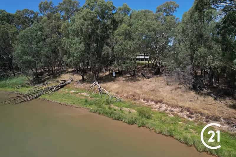 3 Lady Augusta Road, Echuca VIC 3564 - House For Sale