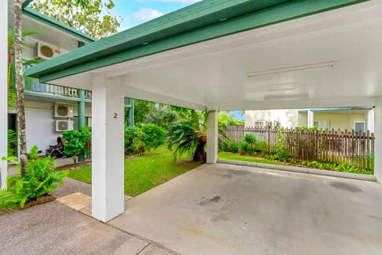 2 Bedroom Unit Mooroobool - Convenient and Charming