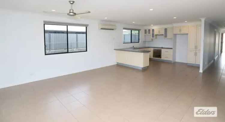 Modern Four Bedroom Home Near Town