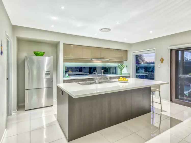 House For Sale , 24, Fourteenth Avenue, City of Brisbane, Queensland