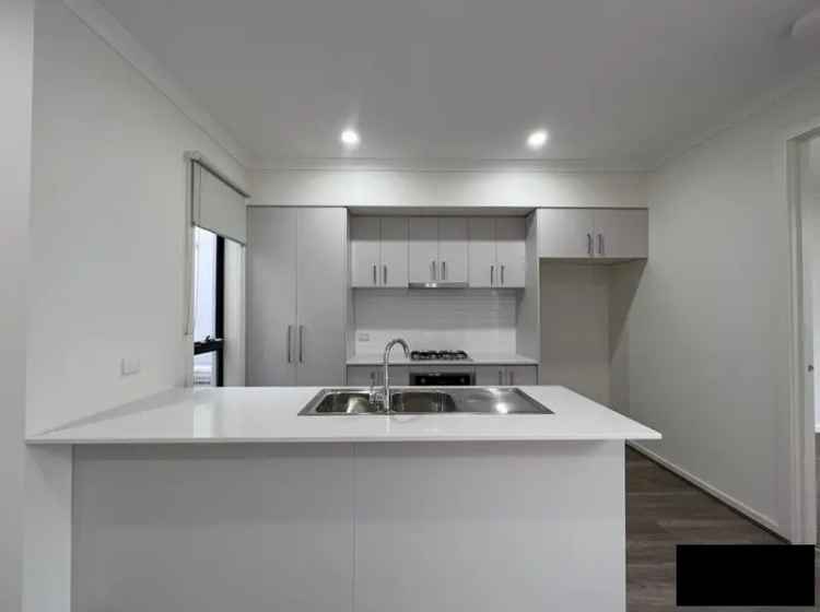 Buy House in Melbourne with 3 Bedrooms and Unique Features