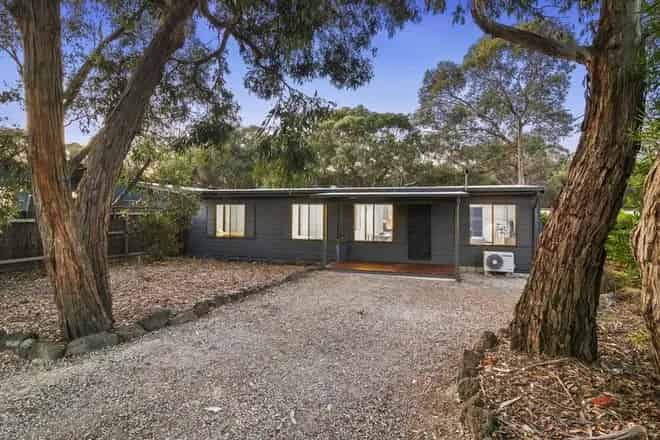 House For Rent , 11, Paringa Crescent, Anglesea, Victoria