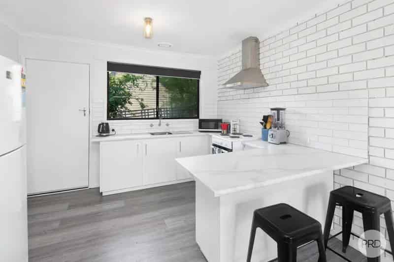 Updated Gem in Highly Sought After Soldiers Hill