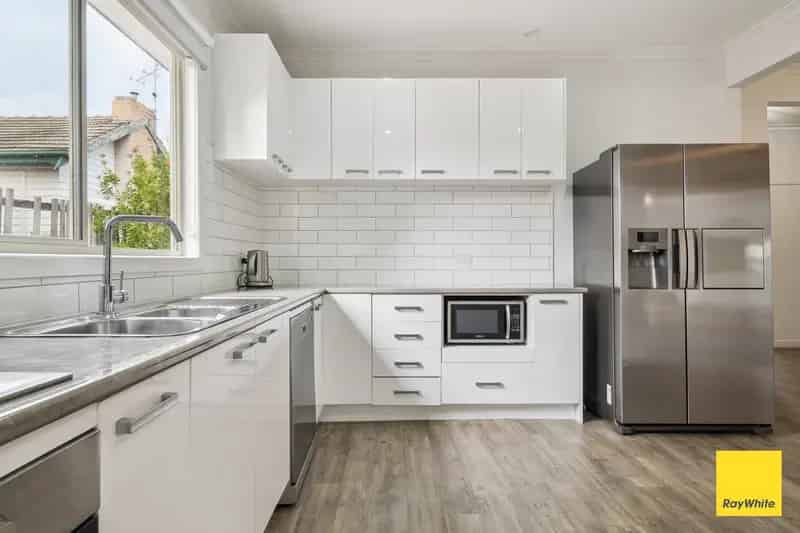 Light, Space & Style at 13 Mahon Avenue