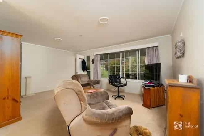 House For Sale , 5, Bishop Crescent, Armidale, New South Wales