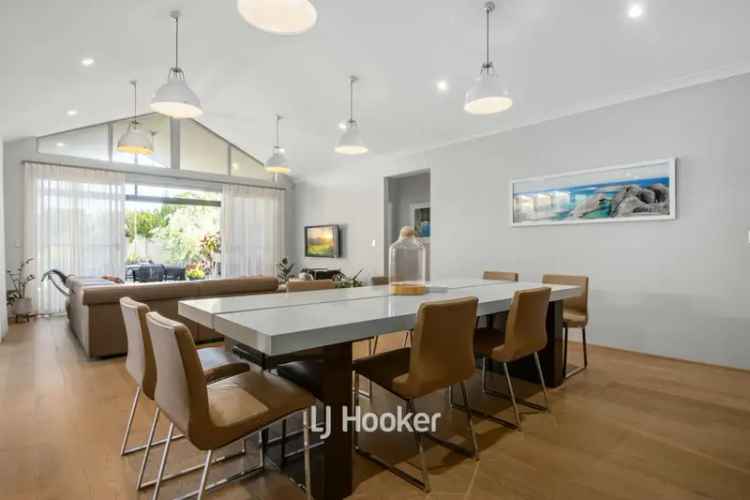 House For Sale in Dunsborough, Western Australia