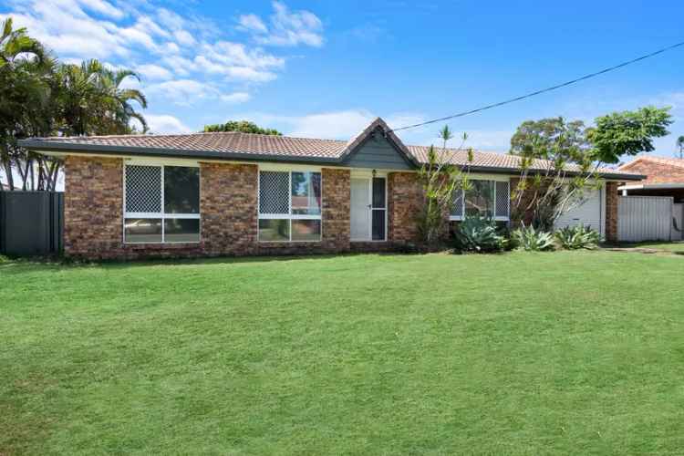 A Bayside Lifestyle Beckons, Family home with room to grow