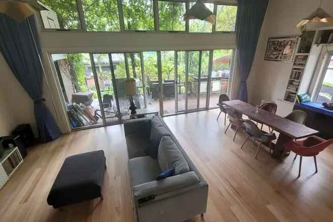 House For Rent , 53, Clyde Street, Melbourne, Victoria
