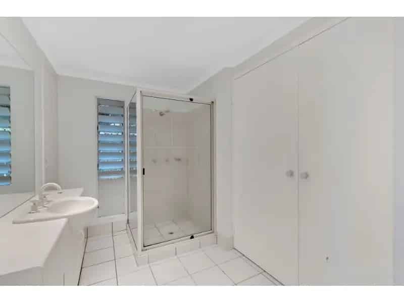 Furnished 1 Bedroom Unit In Prime City Fringe Location