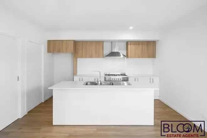House For Sale , 45, Chloe Street, Melbourne, Victoria
