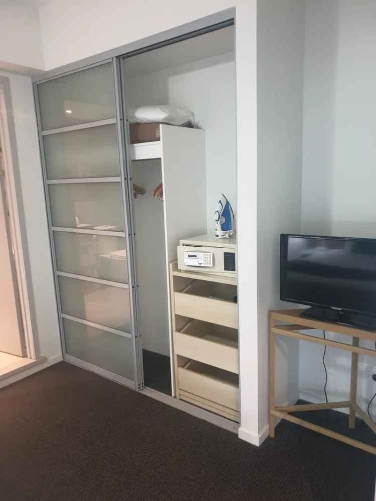 2 Bedroom Apartment Darwin City 296m2 Modern Sleek