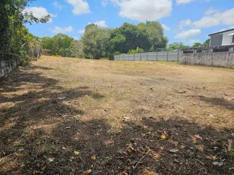 Vacant land for sale near CBD and schools with sporting facilities