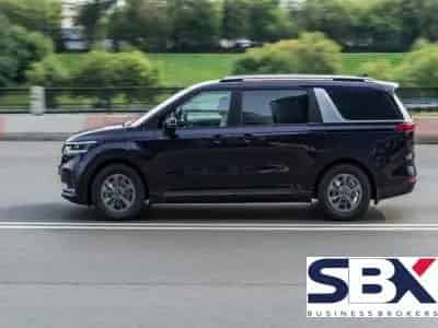 Buy Luxury Private Chauffeur Transport Service Sunshine Coast with Booking System