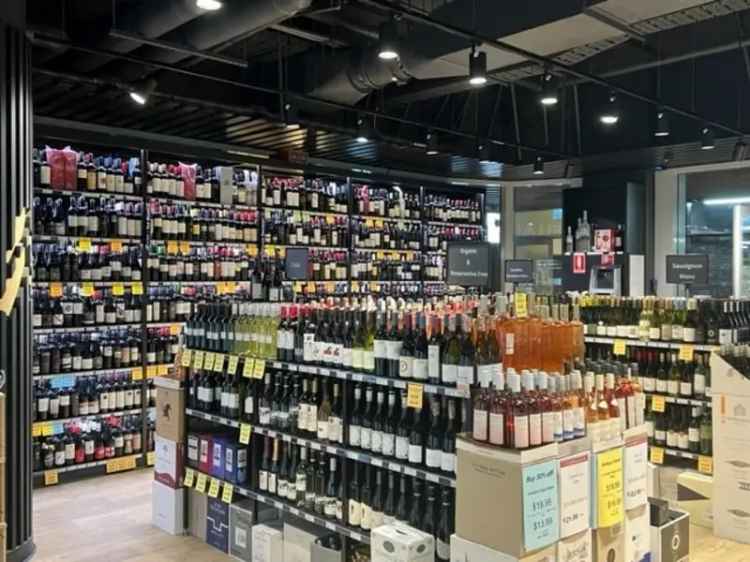 LIQUOR STORE FOR SALE - LOWER NORTH SHORE