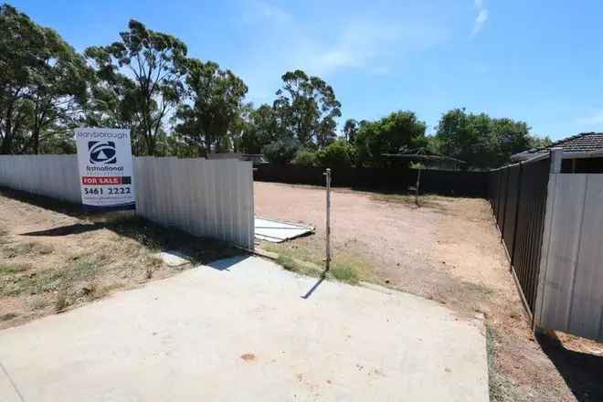 Dream Home Site 600 Sqm Block West End