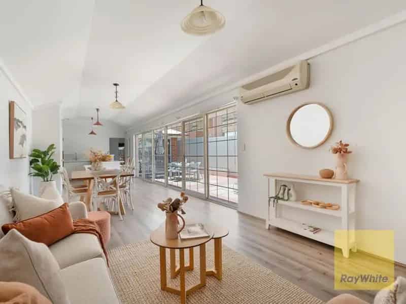 House For Sale , Western Australia
